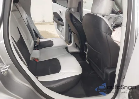 2018 Jeep Compass Latitude 4X4 из США, поврежденный, VIN 3C4NJDBB4JT187613